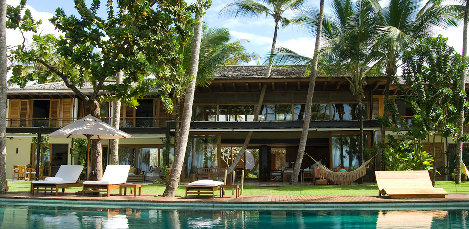 Se o paraíso existe, ele pode ser essa casa espetacular no litoral da Bahia